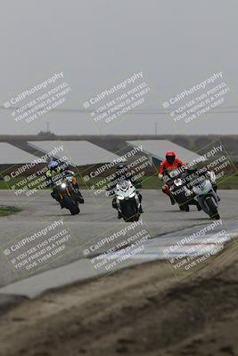 media/Nov-29-2025-TrackDaz (Sat) [[10ae2d9bce]]/C Group/Session 4 (Wheelie Bump)/